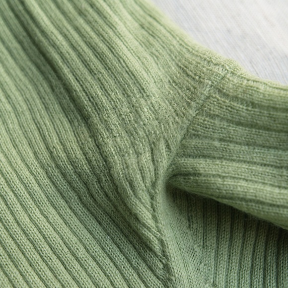 Banana Republic Green Merino Wool Sweater - S - Picture 6 of 6